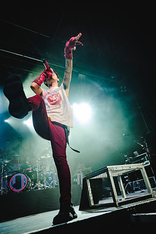 2023-07-11 - One Ok Rock från X-tra, Zürich