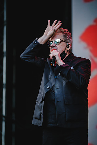 2023-08-10 - Devo från Way Out West, Göteborg