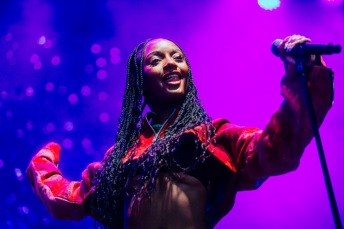 2023-08-10 - Ayra Starr från Way Out West, Göteborg
