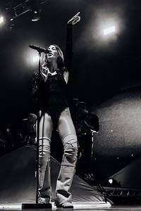 2023-08-10 - Caroline Polachek från Way Out West, Göteborg