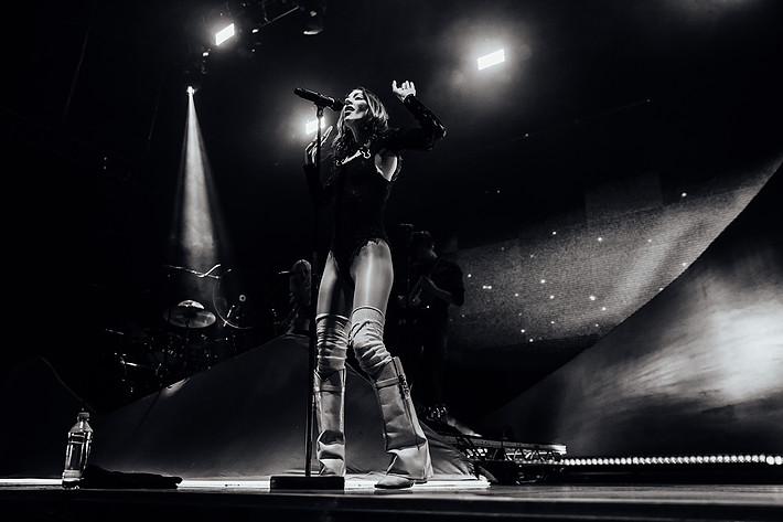2023-08-10 - Caroline Polachek från Way Out West, Göteborg