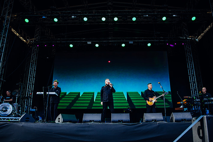 2023-08-10 - Devo från Way Out West, Göteborg