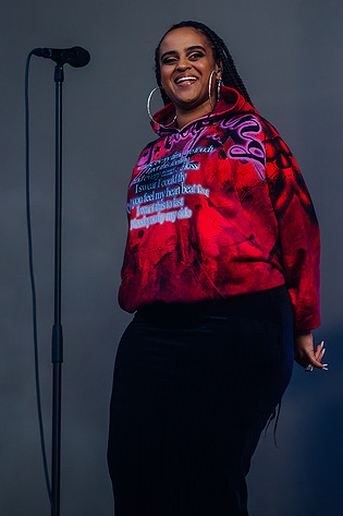 2023-08-10 - Seinabo Sey från Way Out West, Göteborg