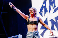 2023-08-11 - Amyl and The Sniffers från Way Out West, Göteborg