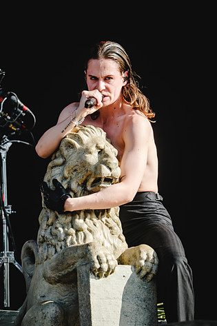2023-08-11 - Christine and the Queens från Way Out West, Göteborg