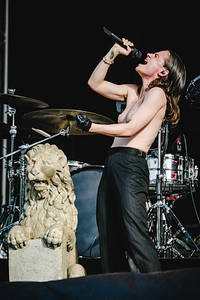 2023-08-11 - Christine and the Queens från Way Out West, Göteborg