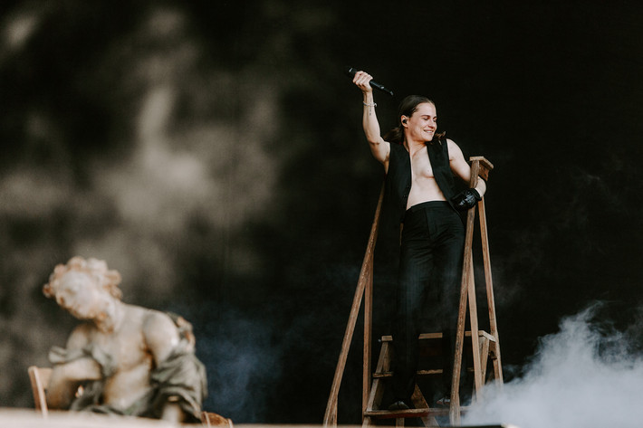 2023-08-11 - Christine and the Queens från Way Out West, Göteborg