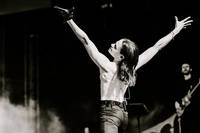 2023-08-11 - Christine and the Queens från Way Out West, Göteborg