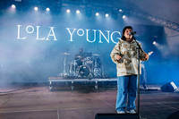 2023-08-11 - Lola Young från Way Out West, Göteborg