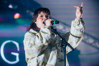 2023-08-11 - Lola Young från Way Out West, Göteborg