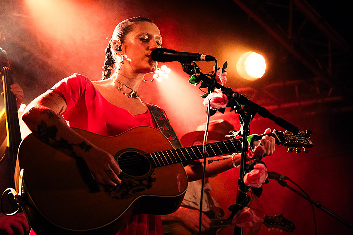 2023-08-22 - Sierra Ferrell från Debaser Strand, Stockholm