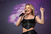 2023-09-08 - Zara Larsson från Bonfire Festival, Linköping