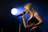 2023-09-08 - Zara Larsson från Bonfire Festival, Linköping