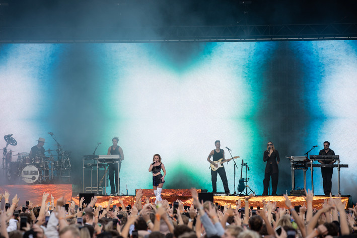 2023-09-08 - Zara Larsson från Bonfire Festival, Linköping