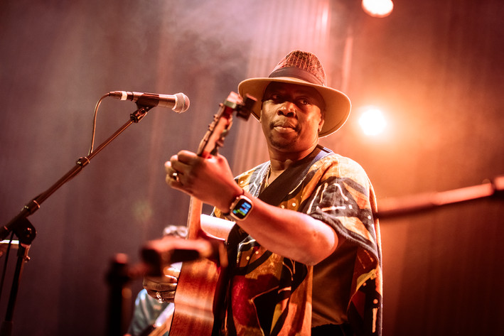 2023-11-19 - Vieux Farka Touré från Nalen, Stockholm