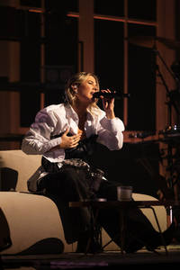 2024-02-08 - Molly Sandén från Cirkus, Stockholm