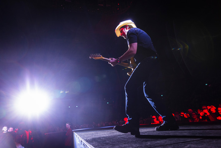 2024-03-05 - Brad Paisley från Hovet, Stockholm