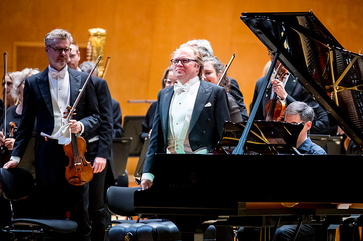2024-05-03 - Göteborgs Symfoniker med Oksana Lyniv och Roland Pöntinen från Konserthuset, Göteborg