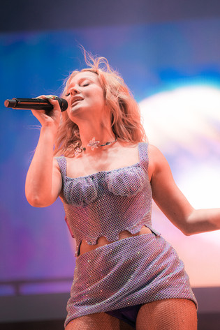 2024-05-31 - Zara Larsson från Brännbollsyran, Umeå