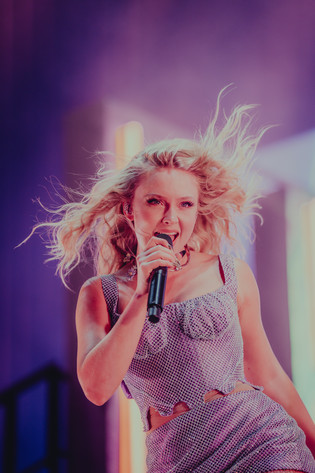 2024-05-31 - Zara Larsson från Brännbollsyran, Umeå