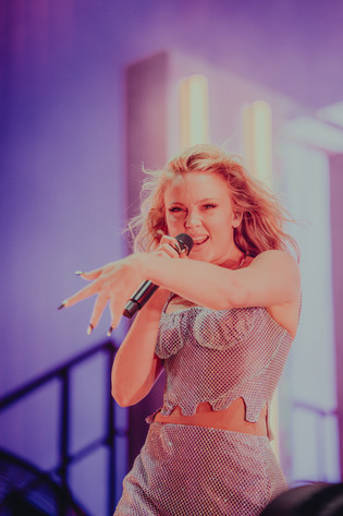 2024-05-31 - Zara Larsson från Brännbollsyran, Umeå