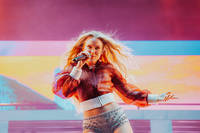 2024-07-12 - Zara Larsson från Bayside Festival, Helsingborg