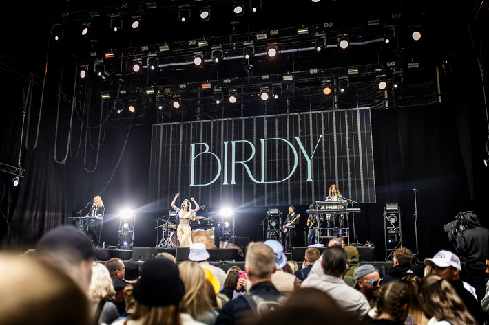 2024-08-17 - Birdy från Parkenfestivalen, Bodø