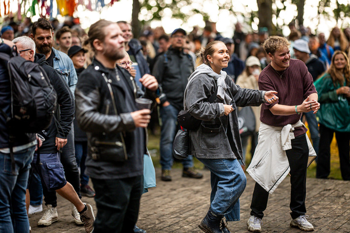2024-08-17 - Posing Woods från Parkenfestivalen, Bodø