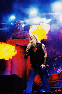 2024-08-28 - Amon Amarth från Rådhustorget, Umeå