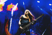 2024-08-28 - Amon Amarth från Rådhustorget, Umeå
