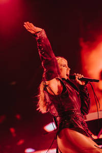 2024-09-06 - Molly Sandén från Bonfire Festival, Linköping
