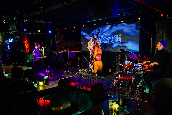 2024-11-28 - Music music music från Nefertiti, Göteborg