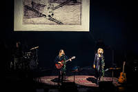 2025-04-28 - När Tåget Lämnar Perrongen - Ellen Sundberg & Ellinor Brolin i Kjell Höglunds spår från Kulturhuset, Stockholm