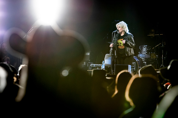 2025-05-10 - Lucinda Williams från Scandinavium, Göteborg