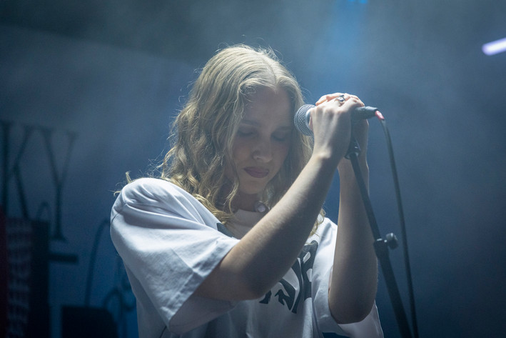 2025-06-07 - Becky and the birds från Debaser Strand, Stockholm