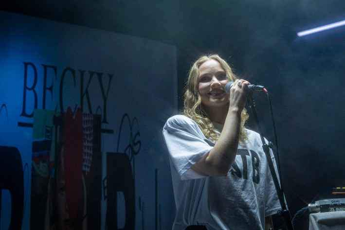 2025-06-07 - Becky and the birds från Debaser Strand, Stockholm