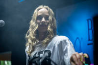 2025-06-07 - Becky and the birds från Debaser Strand, Stockholm
