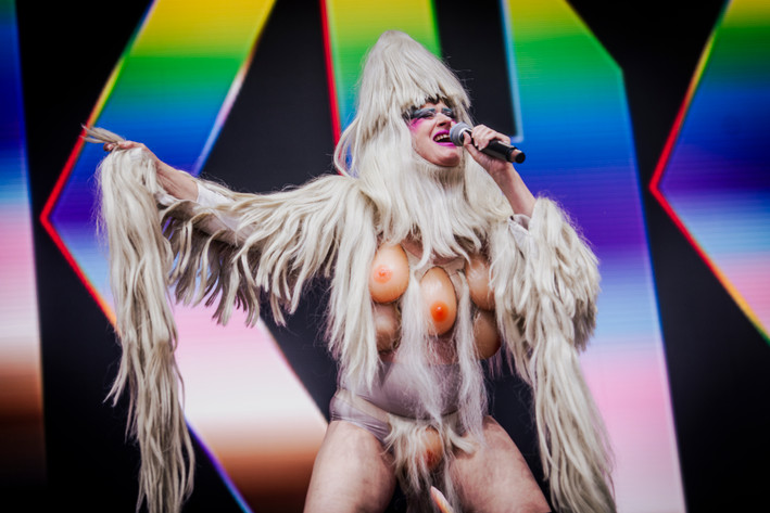 2025-06-13 - Peaches från Rosendal Garden Party, Stockholm