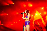 2025-07-04 - Olivia Rodrigo från Roskildefestivalen, Roskilde