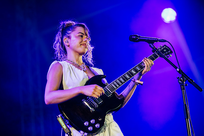 2025-08-07 - Nilüfer Yanya från Way Out West, Göteborg