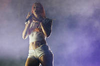 2025-08-08 - Wet Leg från Way Out West, Göteborg