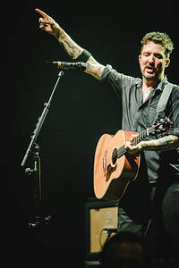 2025-10-17 - Frank Turner & The Sleeping Souls från Festhalle - Bern Expo, Bern