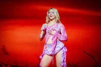 2025-11-28 - Zara Larsson från Avicii Arena, Stockholm