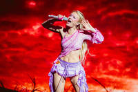 2025-11-28 - Zara Larsson från Avicii Arena, Stockholm