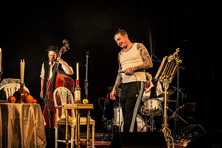 2026-05-14 - Sebastian Murphy & Svenska Folkjazzkvartetten sjunger Bellman från Södra Teatern, Stockholm