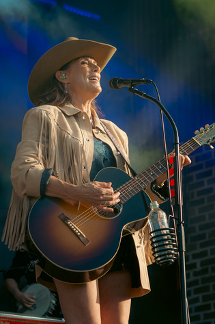 2026-05-29 - Jill Johnson från High Chaparall Countryfestival, Hillerstorp