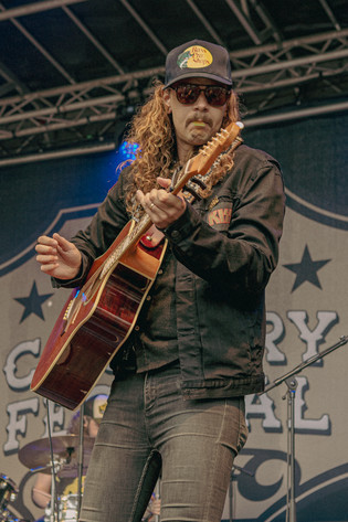 2026-05-30 - Lisa Björck från High Chaparall Countryfestival, Hillerstorp