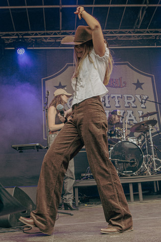 2026-05-30 - Lisa Björck från High Chaparall Countryfestival, Hillerstorp